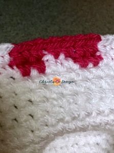 picture of next round of hearts hat close up