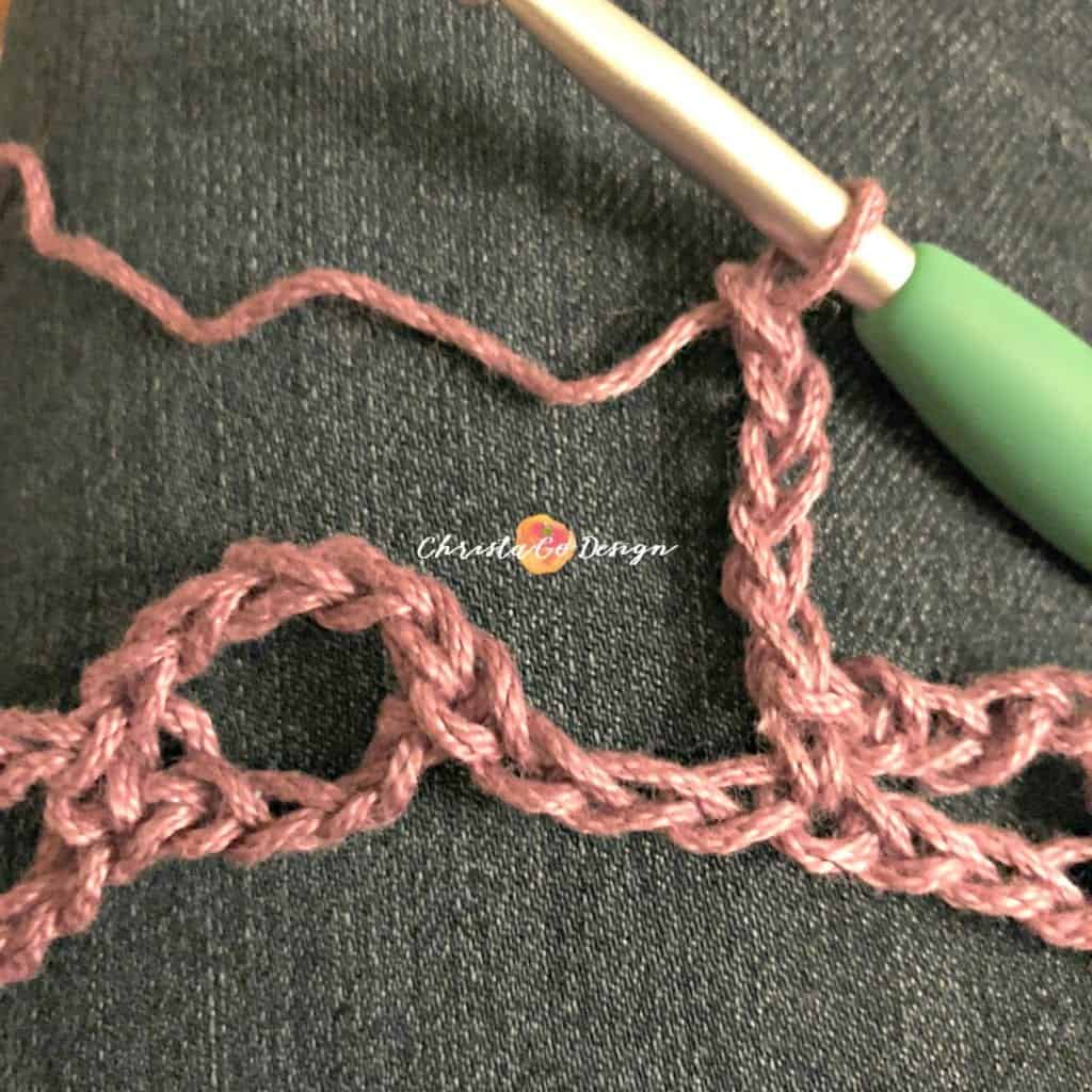 picture of end of row 1 arch crochet tutorial