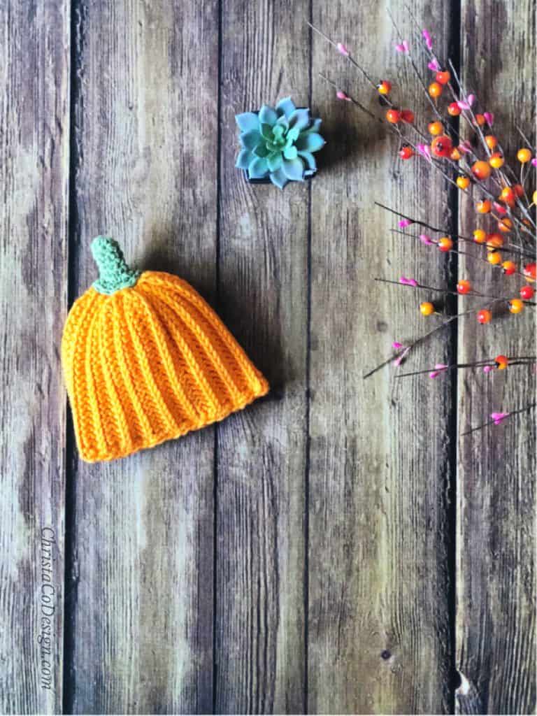 picture of crochet pumpkin hat for baby