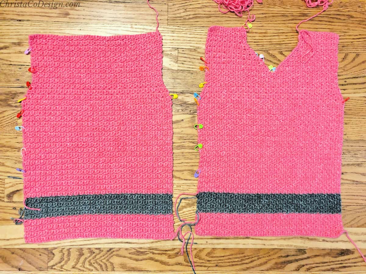 Back panel and front panel with v-neck side by side in pink and grey.