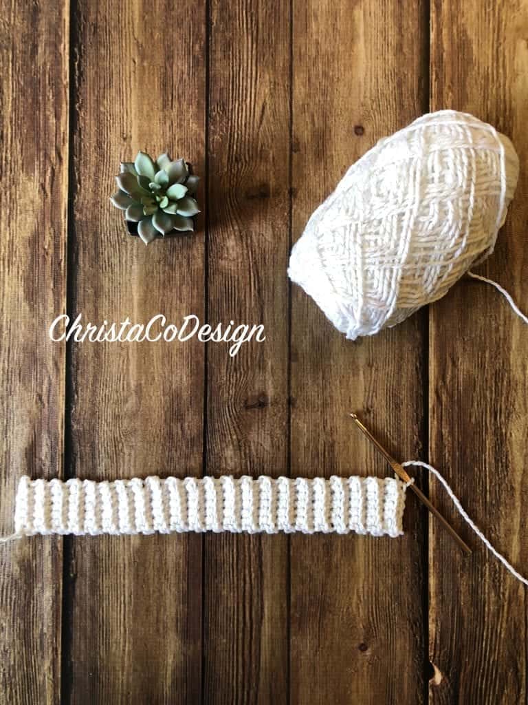 picture of white crochet ribbing