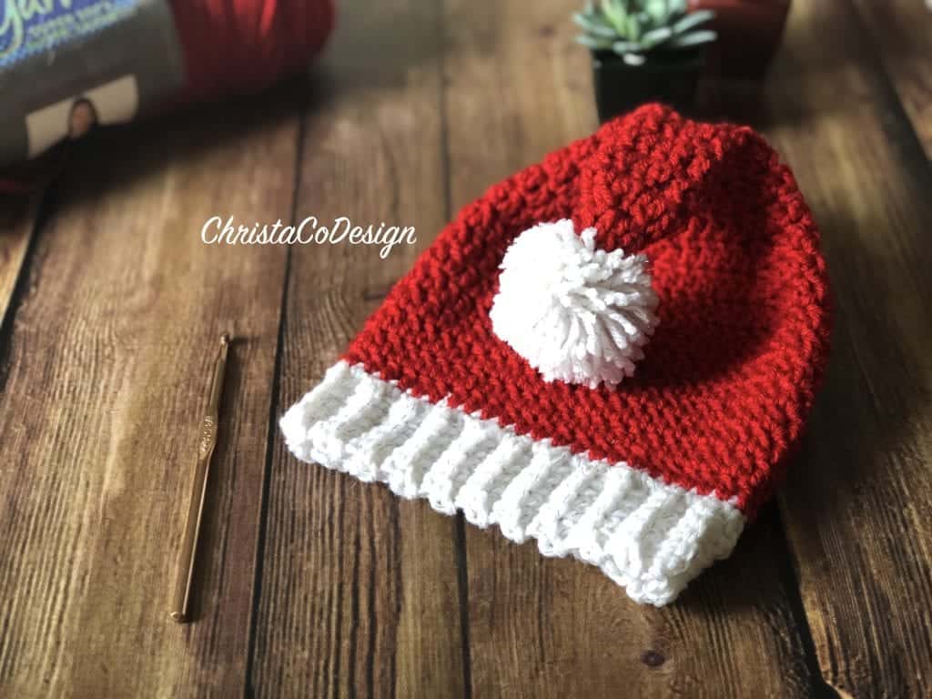 picture of crochet elf hat with white pom