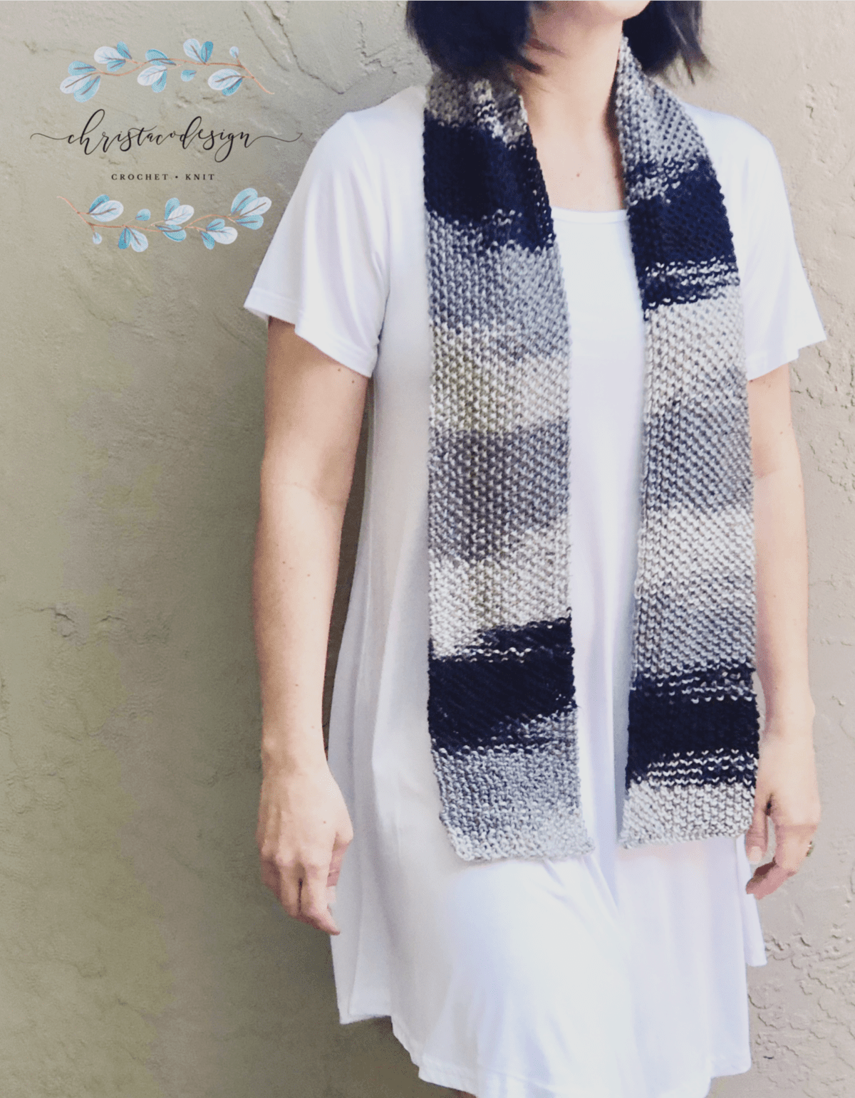 picture of woman in white wearing grey black ombre skinny texture scarf knitting pattern