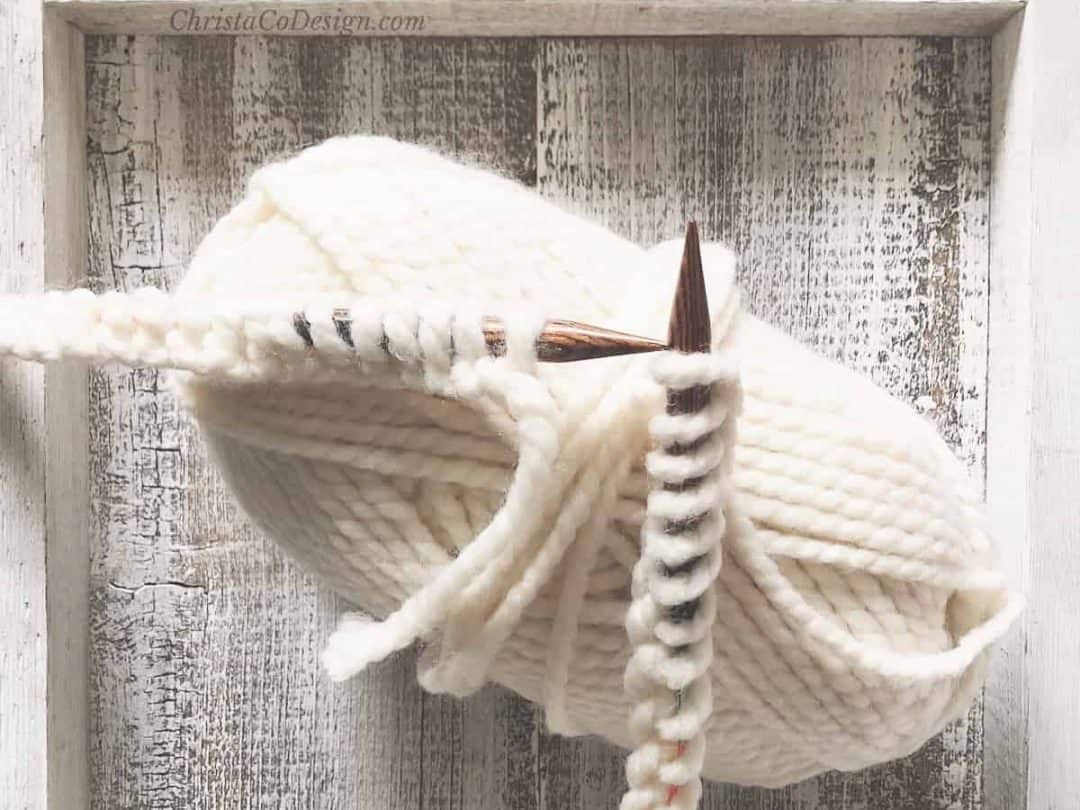 How to Cast On in Knitting 4 Easy Cast Ons for Beginners ChristaCoDesign