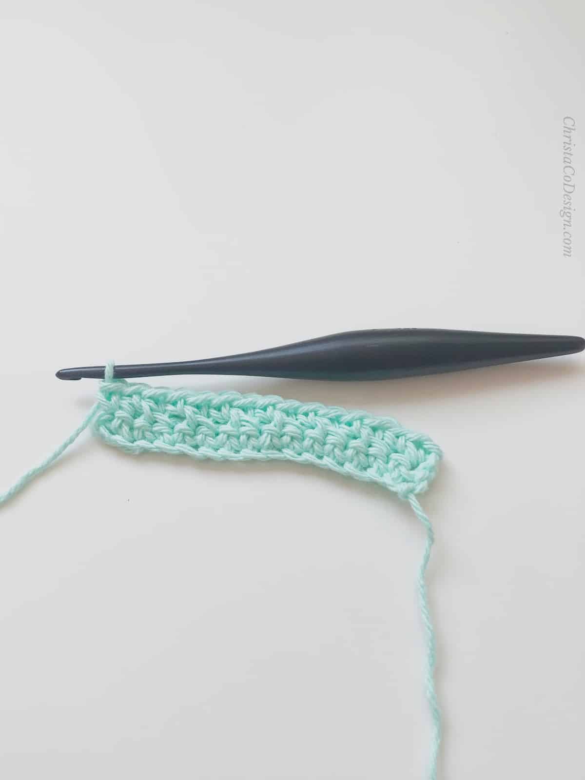 picture of mint green cotton yarn textured single crochet row
