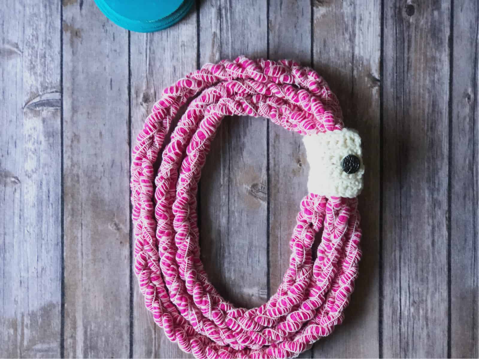 Chunky Crochet Necklace a Free Crochet Pattern