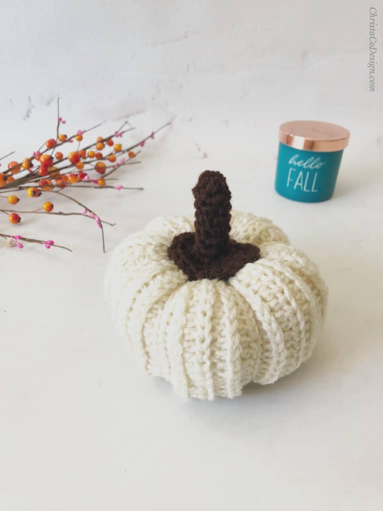 Crochet pumpkin with stem crochet pattern