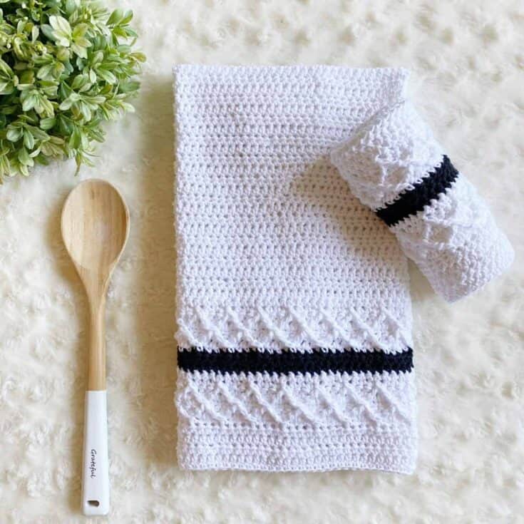 Image for Make a Crochet Washcloth and Dish Towel for your Kitchen •