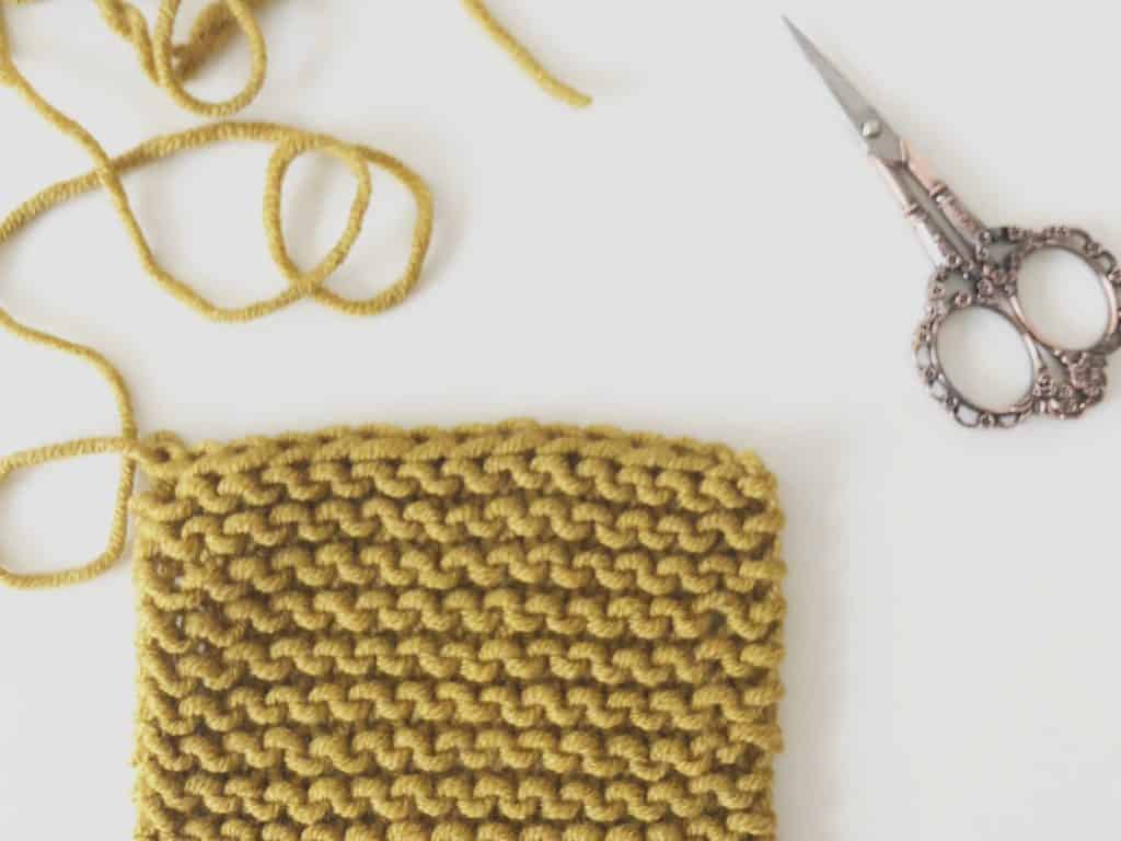 How To Pick Up And Knit On A Cast On Edge Tutorial Christacodesign How To Pick Up And Knit On A Cast On Edge Tutorial Christacodesign