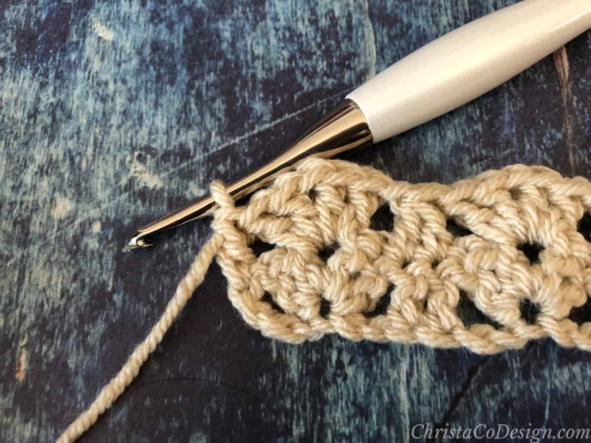 End row 2 with a double crochet.