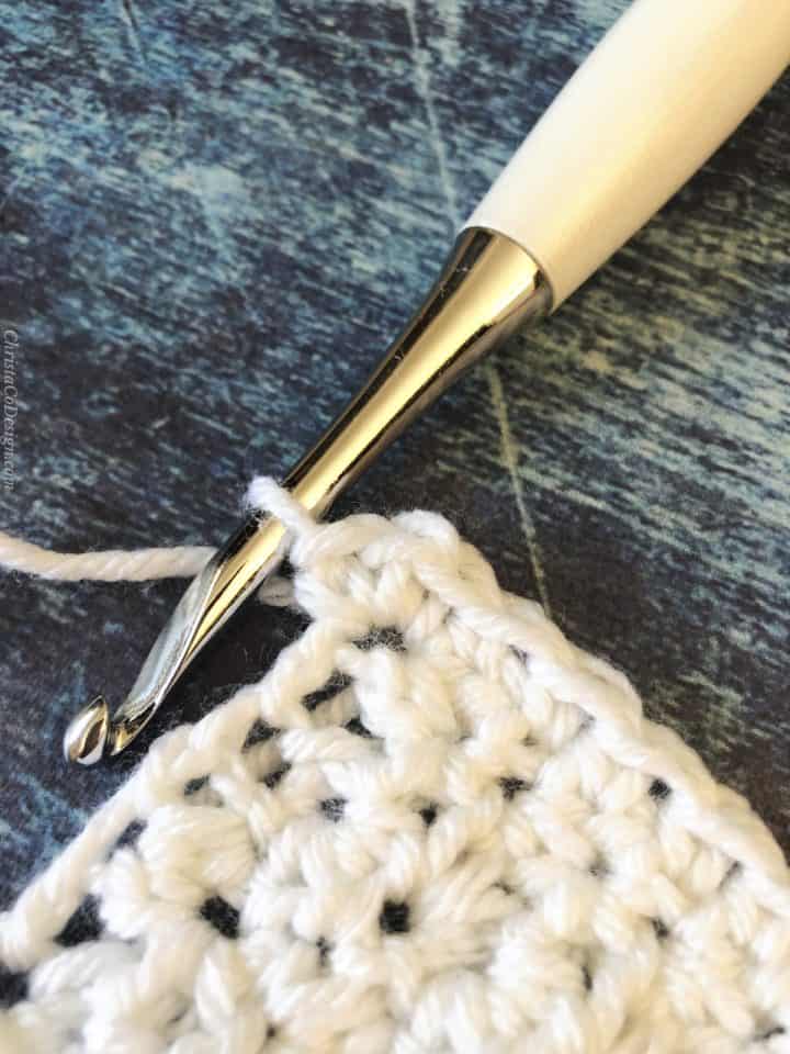 How to Add a Single Crochet Border to a Blanket Edge - ChristaCoDesign
