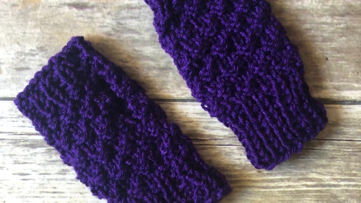 fingerless-gloves-knitting-