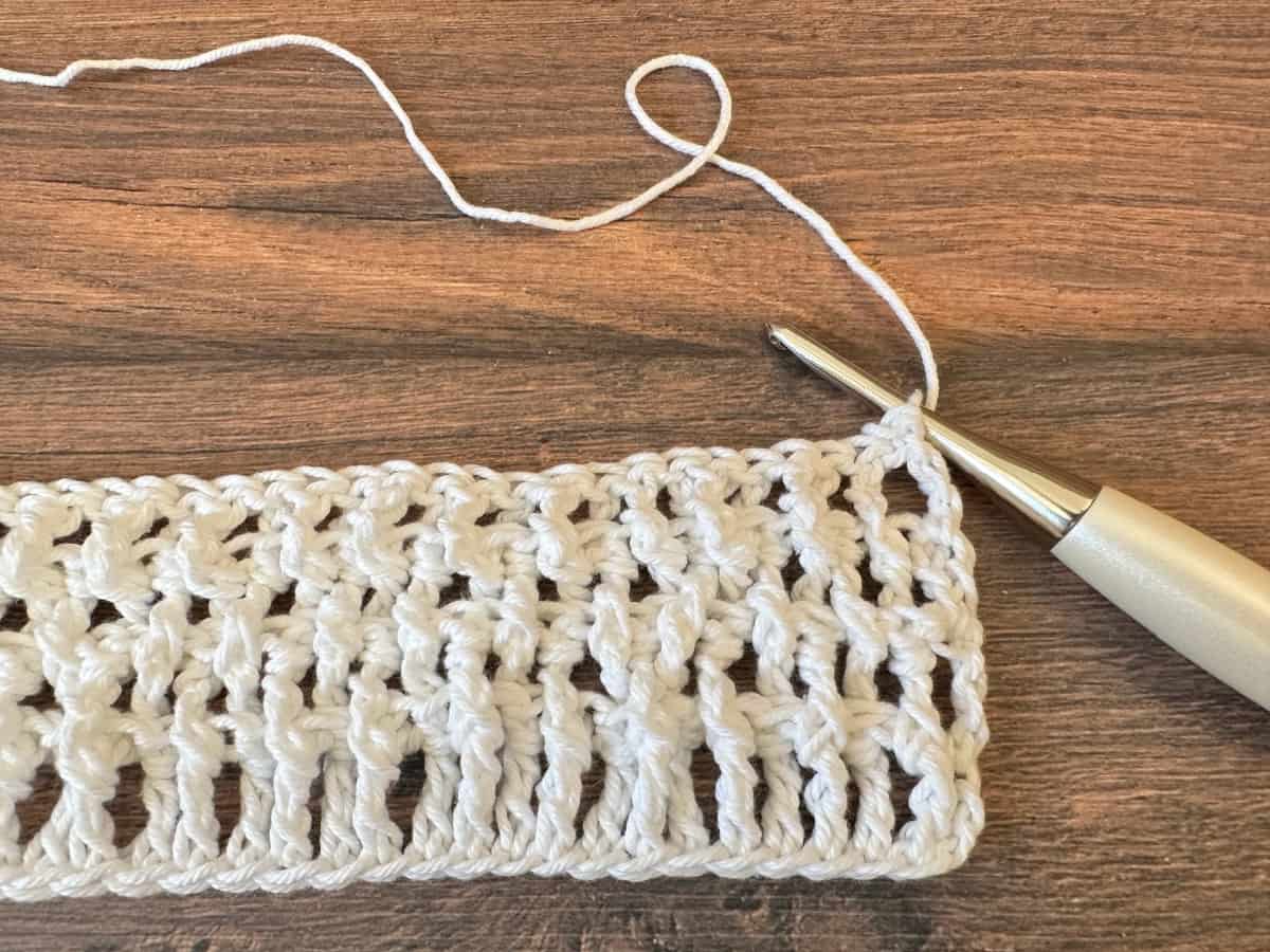 Small swatch of front post treble and back post treble crochet stitches.