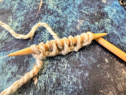 How To Alternating Cable Cast On For 2 x 2 Rib - ChristaCoDesign