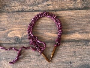 How To Knit Chunky Hat In The Round Beginner Tutorial - ChristaCoDesign