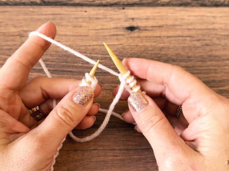 How To Knit A Hat In The Round With Worsted Weight Yarn - ChristaCoDesign